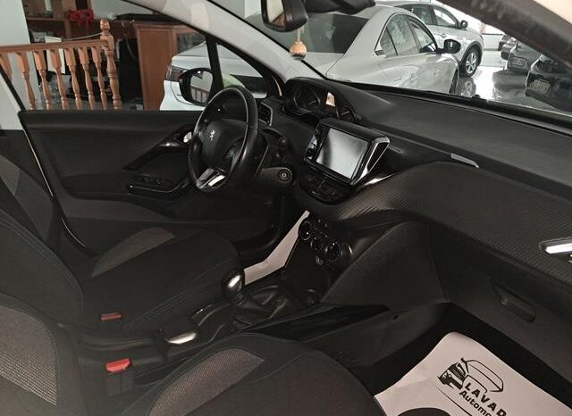 PEUGEOT 2008 1.5D 100CV lleno