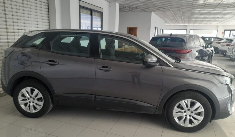 PEUGEOT 3008 1.5D 130CV ACTIVE lleno