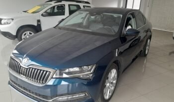 SKODA SUPERB 2.0 TDI 150CV lleno
