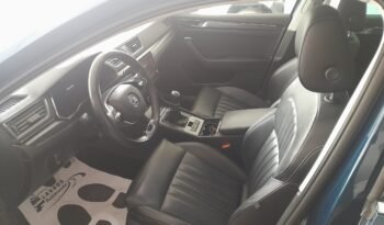 SKODA SUPERB 2.0 TDI 150CV lleno